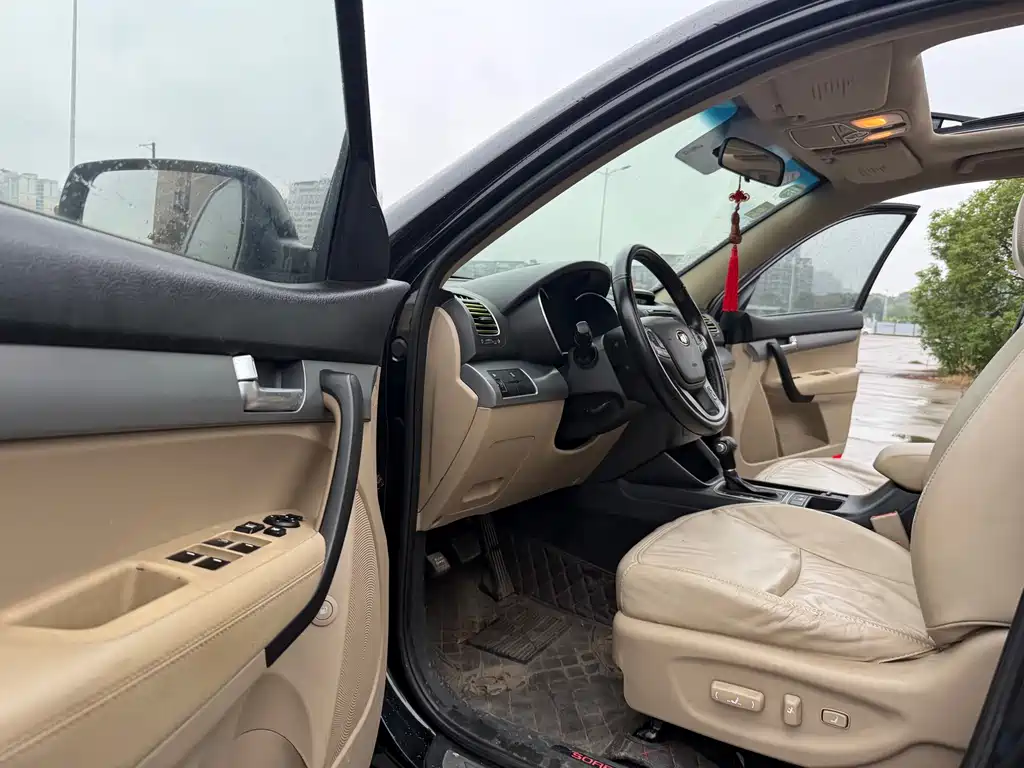 Kia Sorento — миниатюра 13