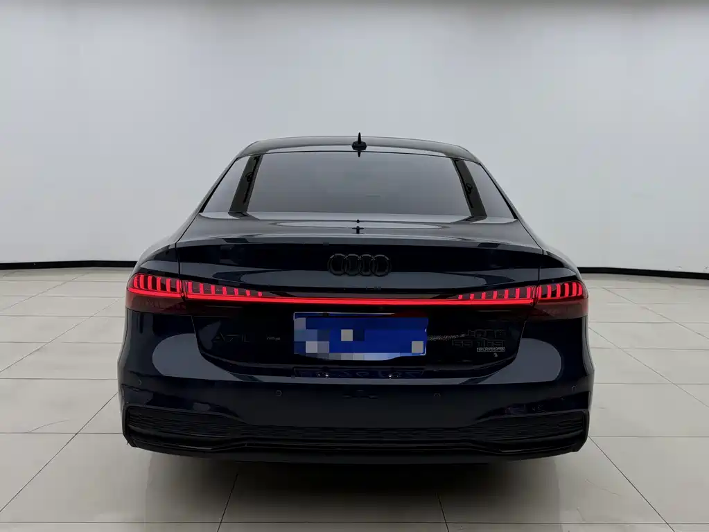 Audi A7L — миниатюра 8