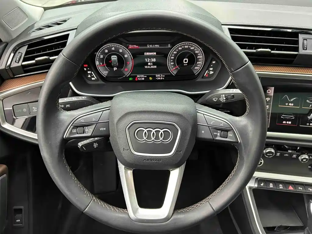 Audi Q3 — миниатюра 3