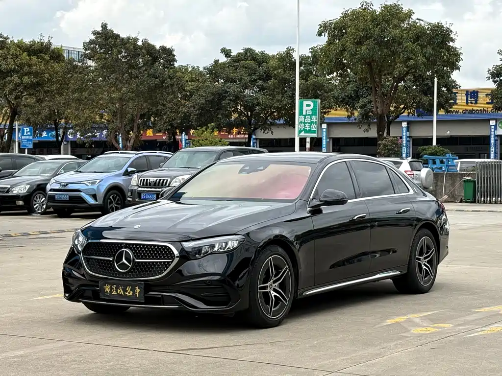 Mercedes-Benz E-Class 2024