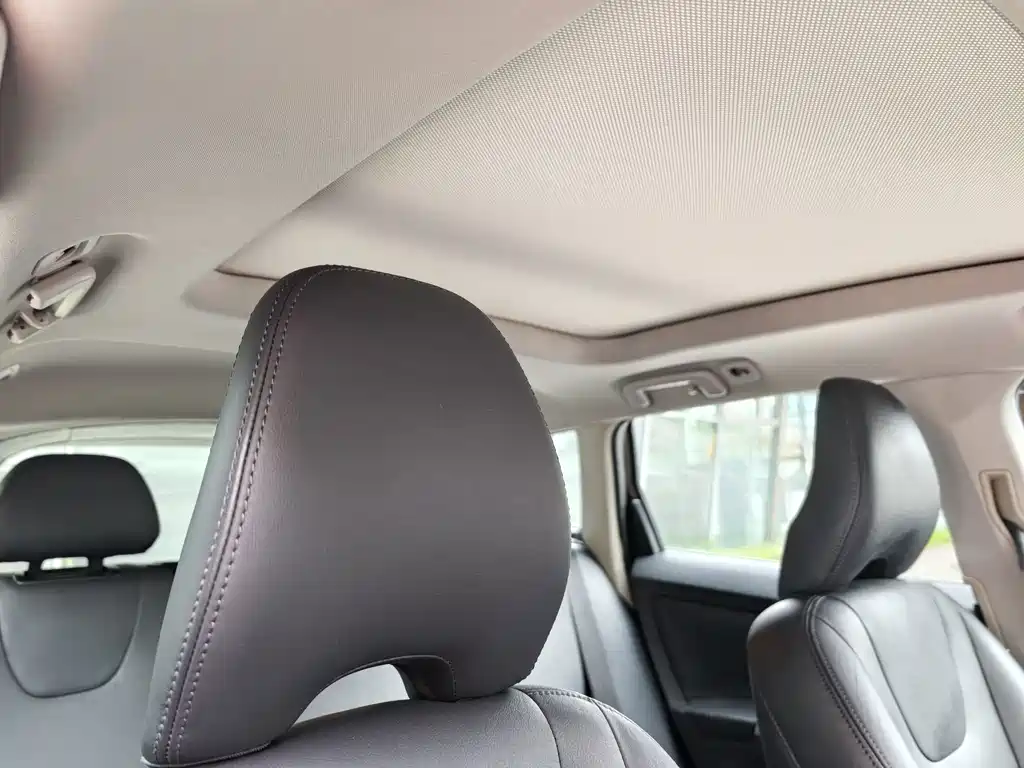 Volvo XC60 — миниатюра 8