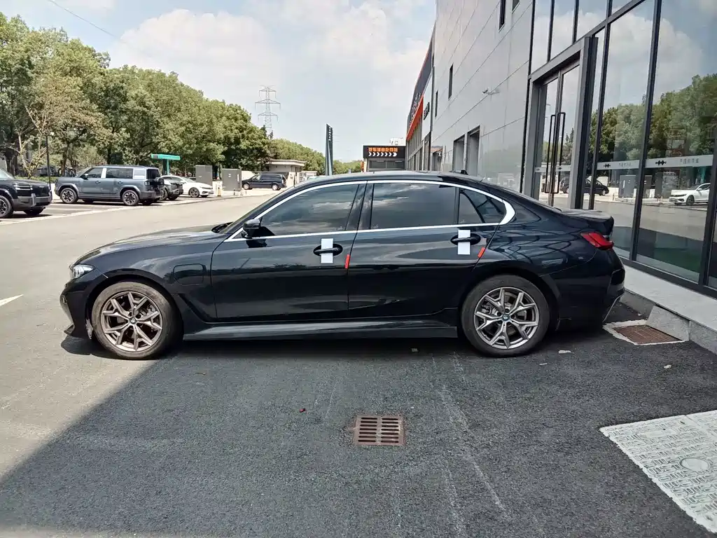 BMW i3 — миниатюра 2