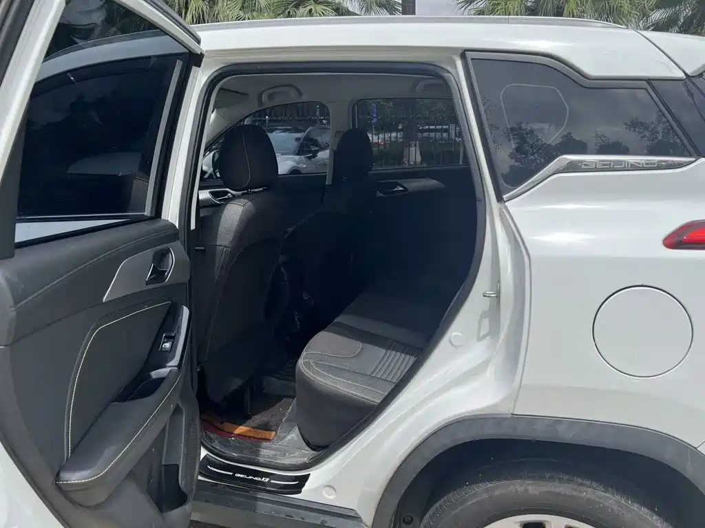 BAIC X3 — миниатюра 5