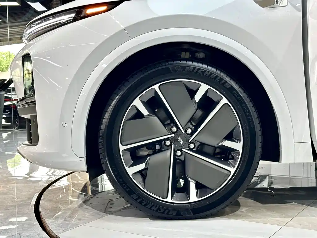 Li Auto Li L7 — миниатюра 7
