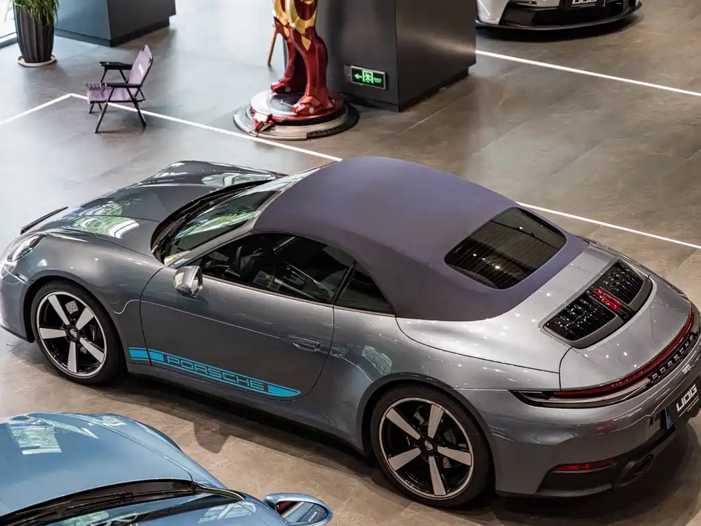 Porsche 911 — миниатюра 6