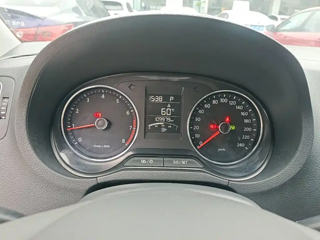 Volkswagen Polo — миниатюра 12