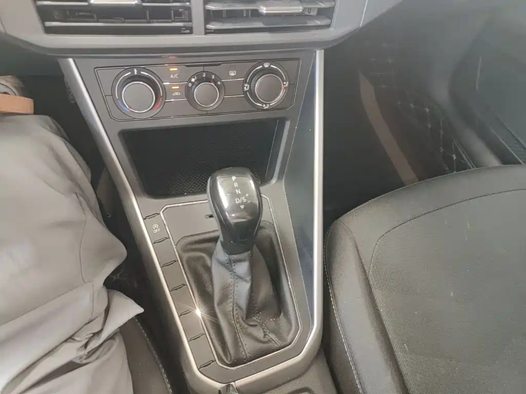Volkswagen Polo — миниатюра 14