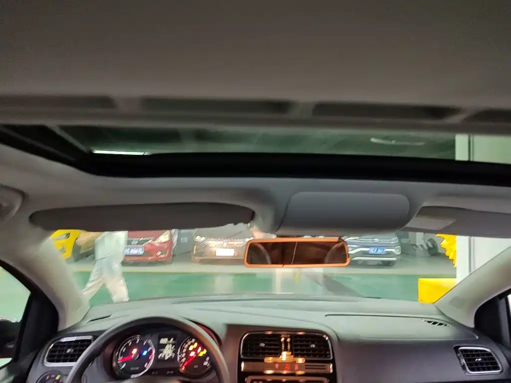 Volkswagen Polo — миниатюра 18