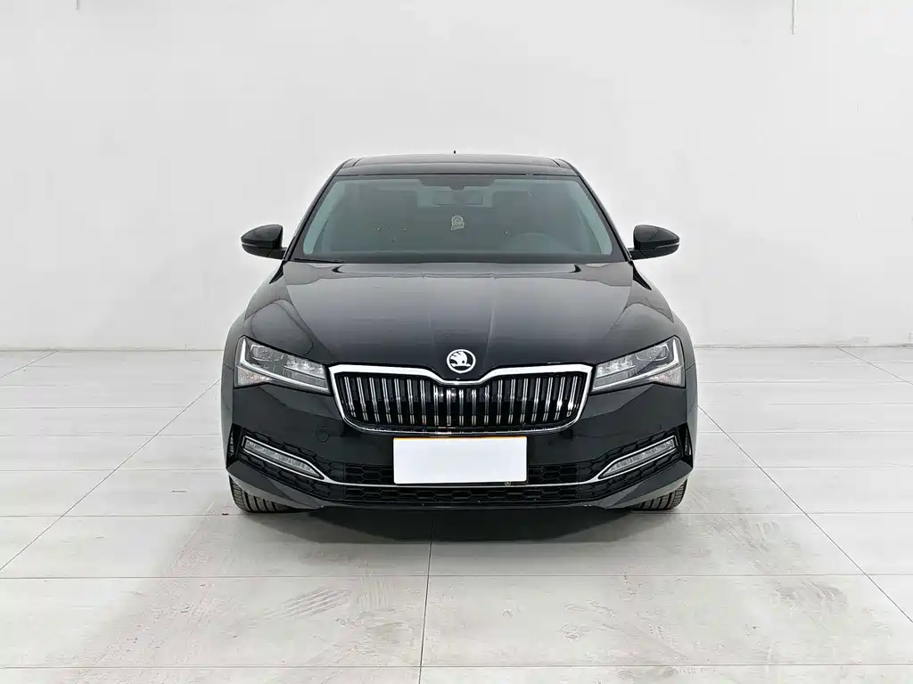 Skoda Superb — миниатюра 2