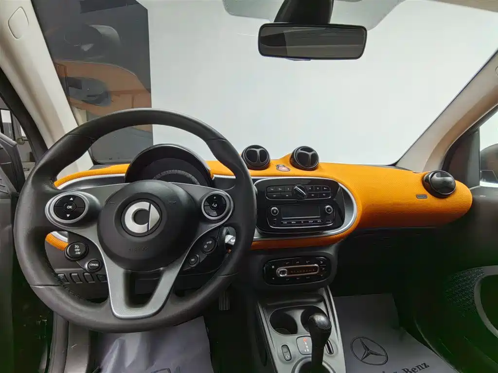 smart Smart Fortwo — миниатюра 8