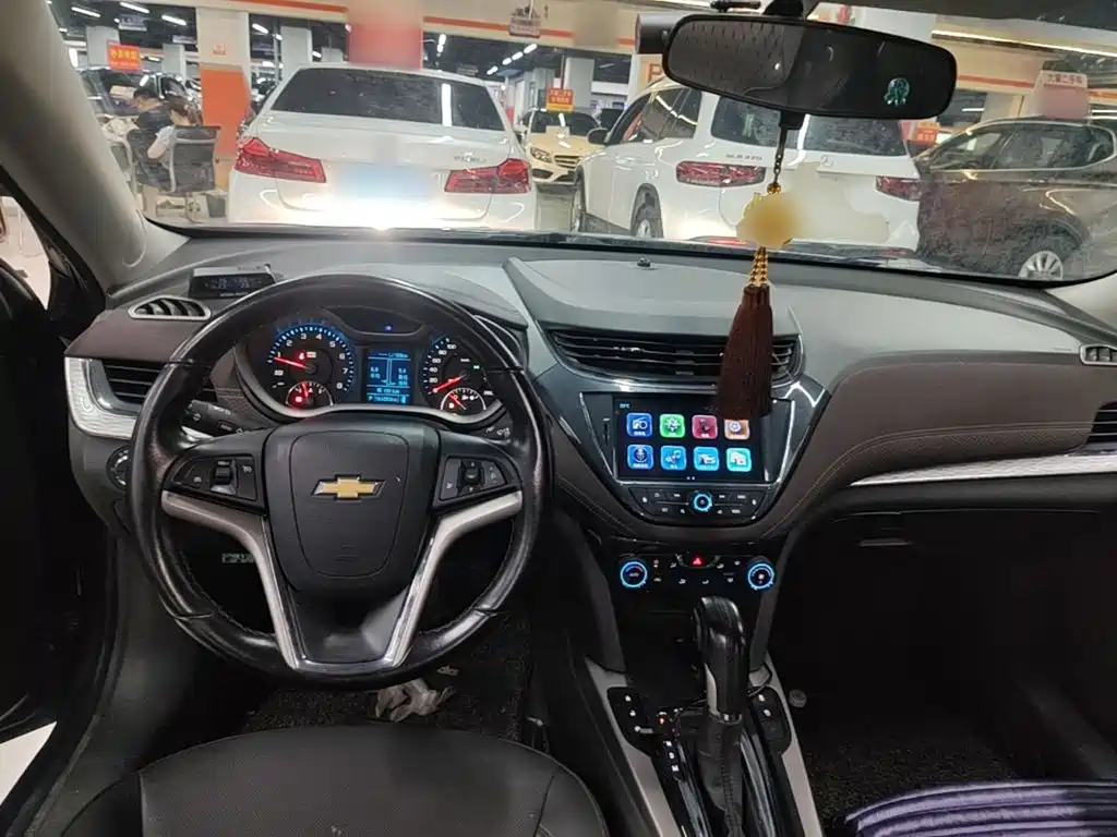 Chevrolet Malibu — миниатюра 10
