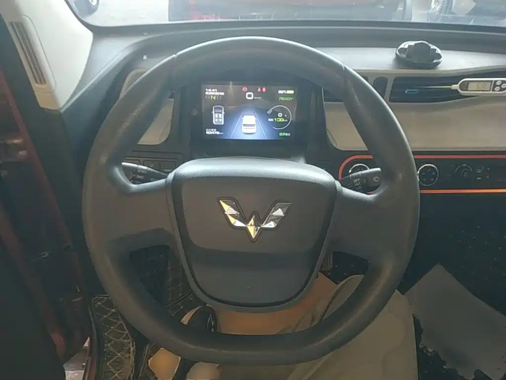 Wuling MINIEV — миниатюра 11