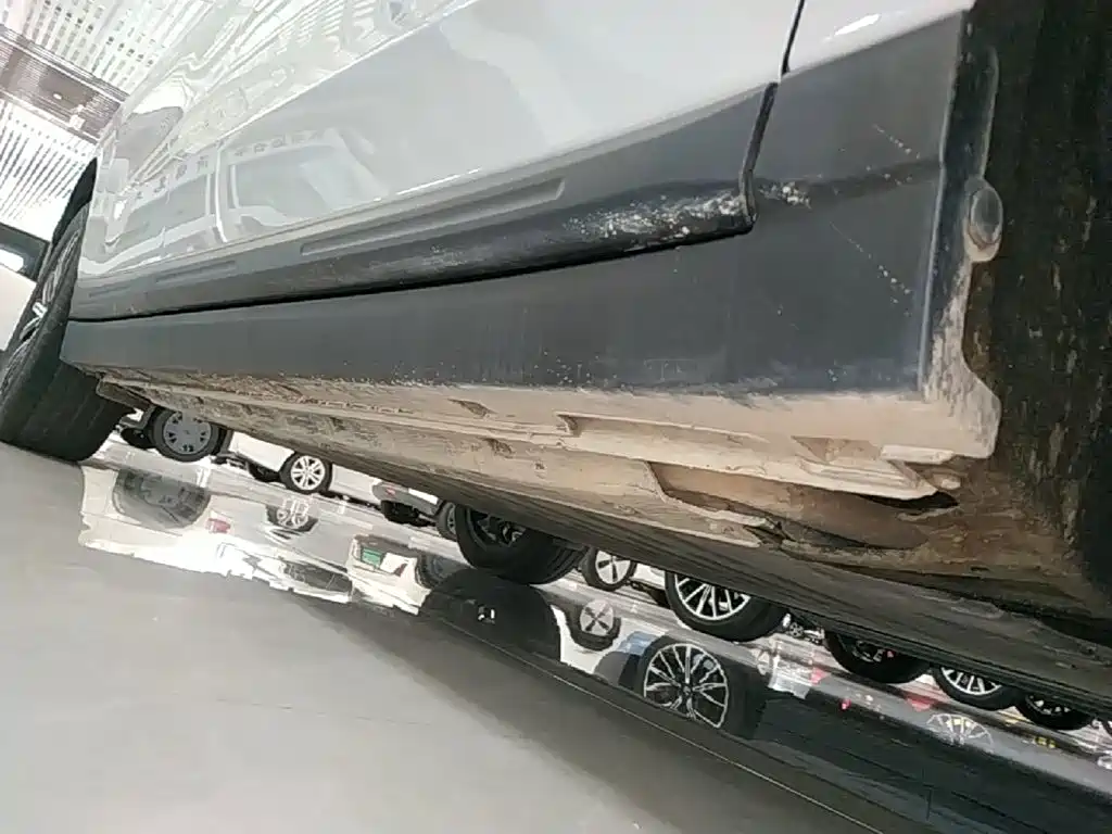 Leapmotor Leapmotor B10 — миниатюра 21