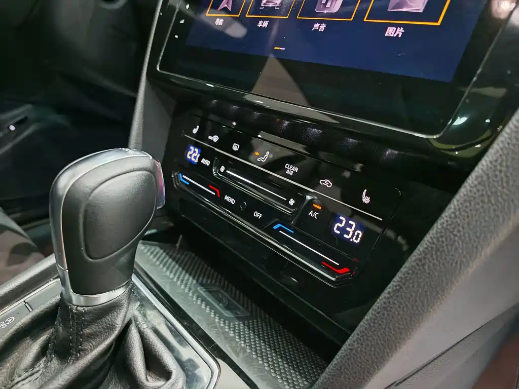 Volkswagen Magotan — миниатюра 12