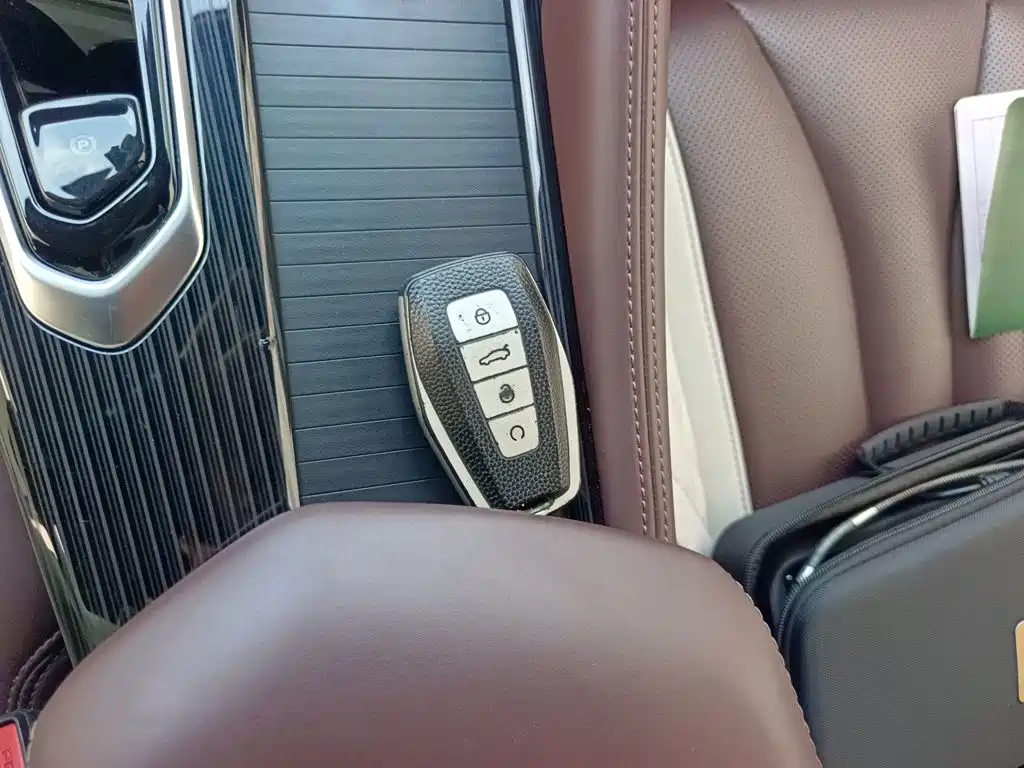 Geely Xingyue L — миниатюра 12