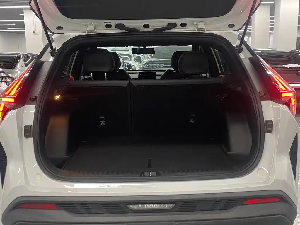Geely Boyue — миниатюра 12