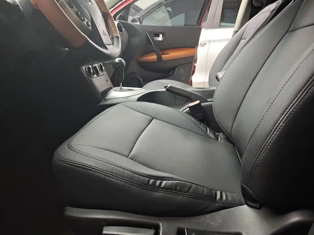 Nissan Qashqai — миниатюра 6