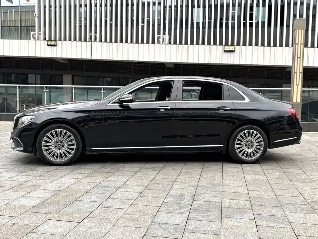Mercedes-Benz E-Class E 2020 E 300 L Fashion