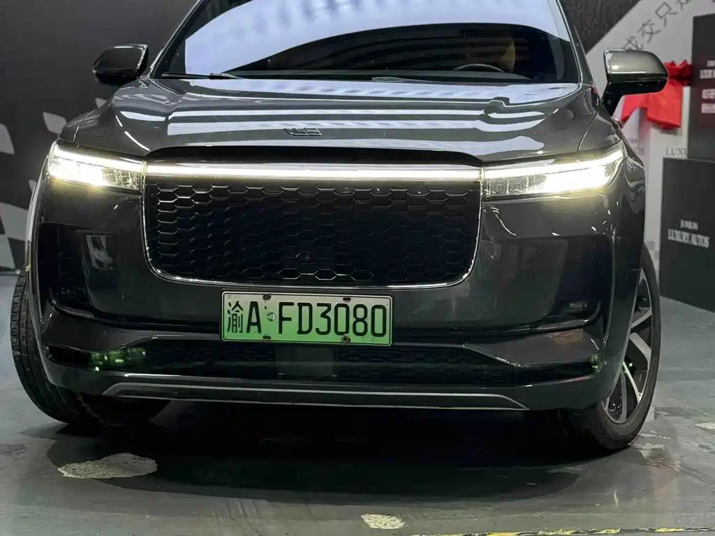Li Auto Li ONE — миниатюра 2
