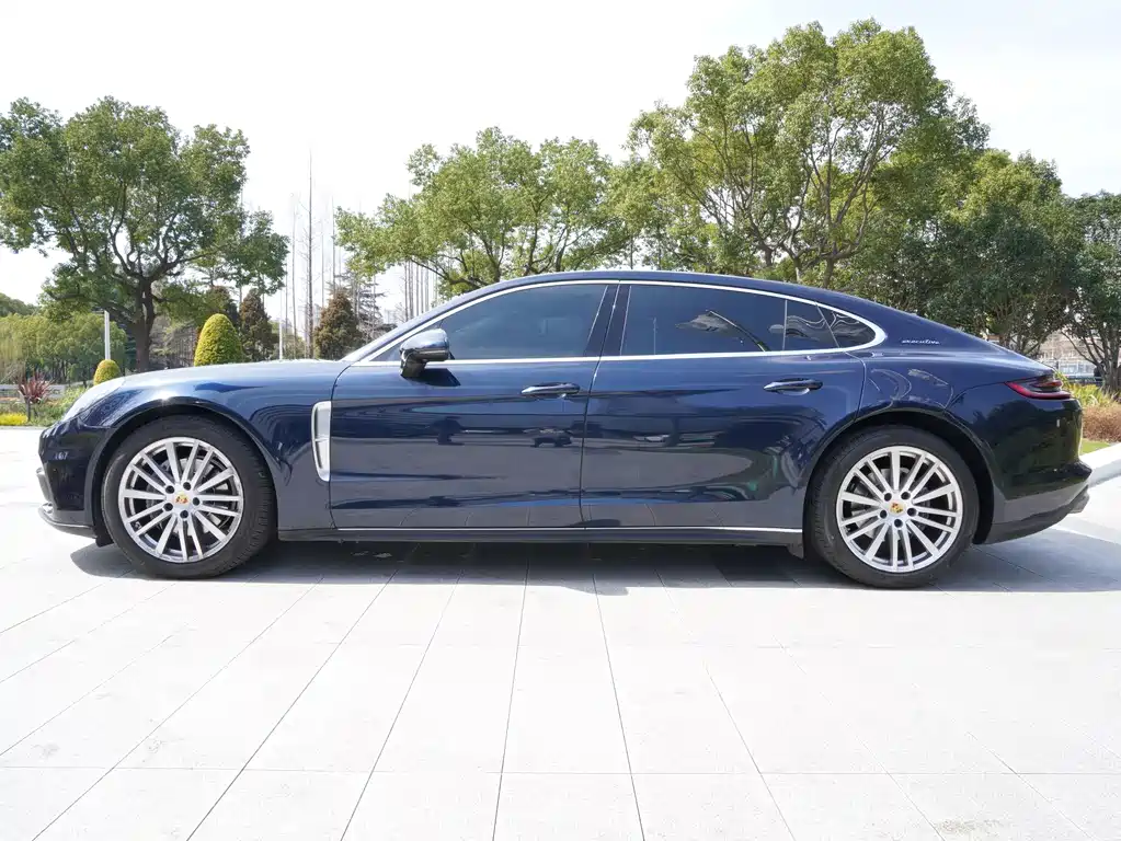 Porsche Panamera 2017 Panamera Executive Long Wheelbase 3.0T