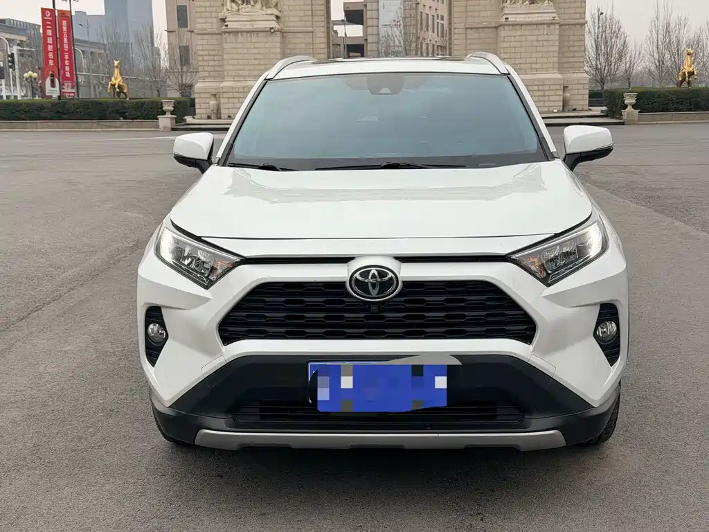 TOYOTA RAV4 RONGFANG