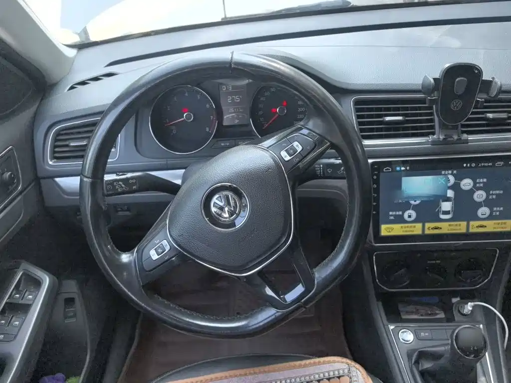 Volkswagen Lavida — миниатюра 11