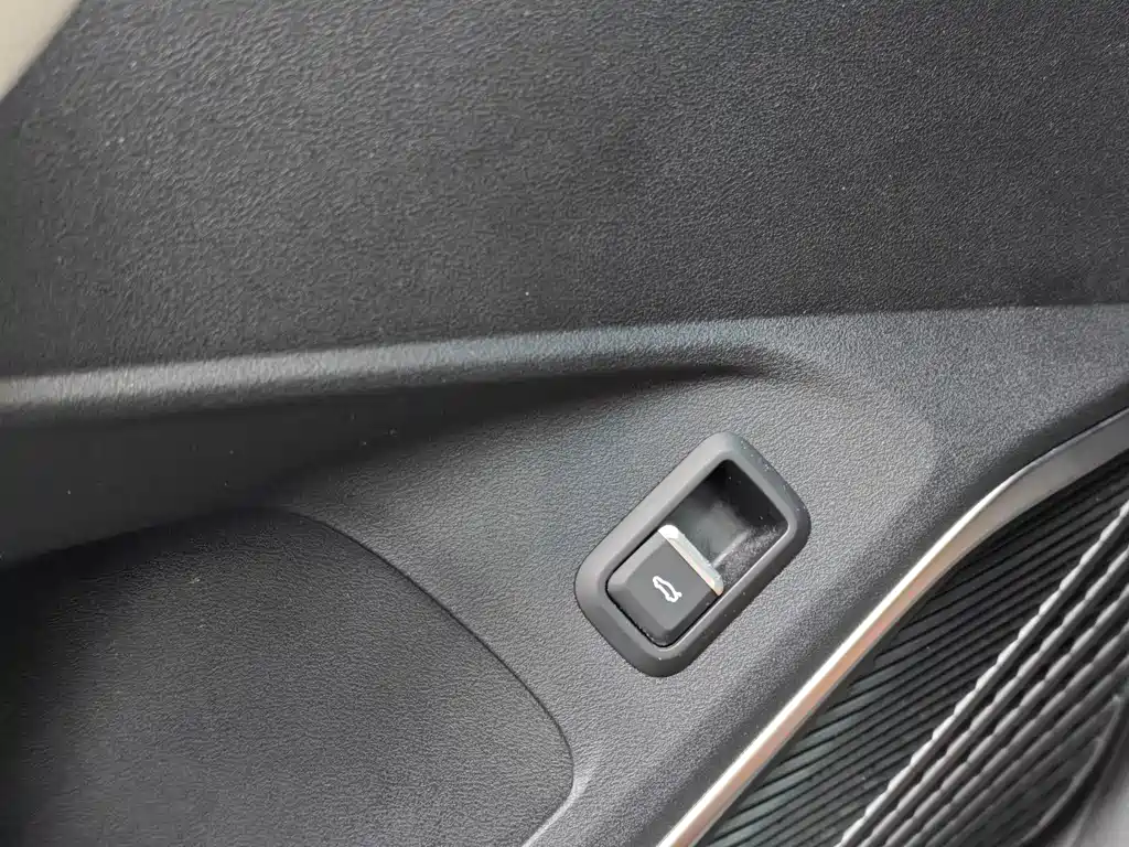 Geely Xingyue L — миниатюра 29