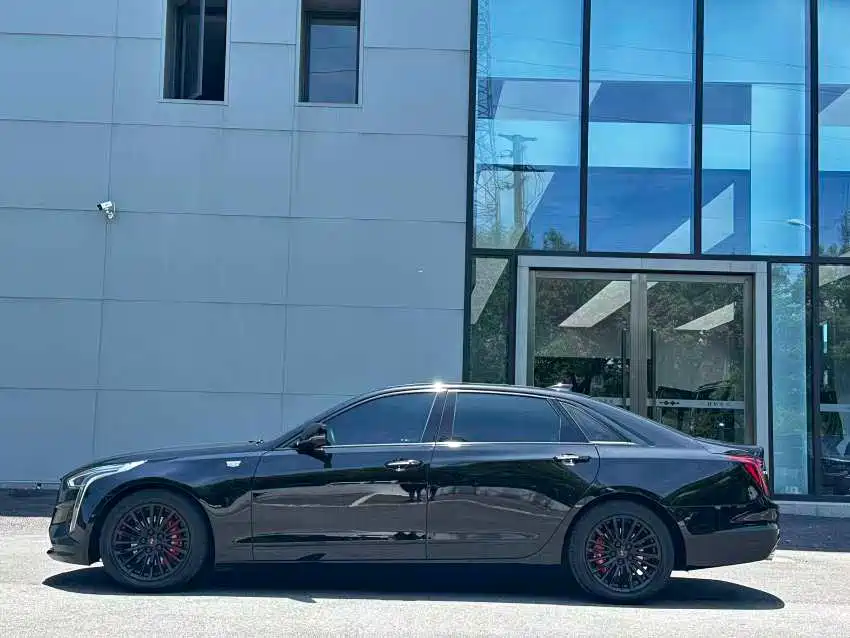 Cadillac CT6 — миниатюра 7