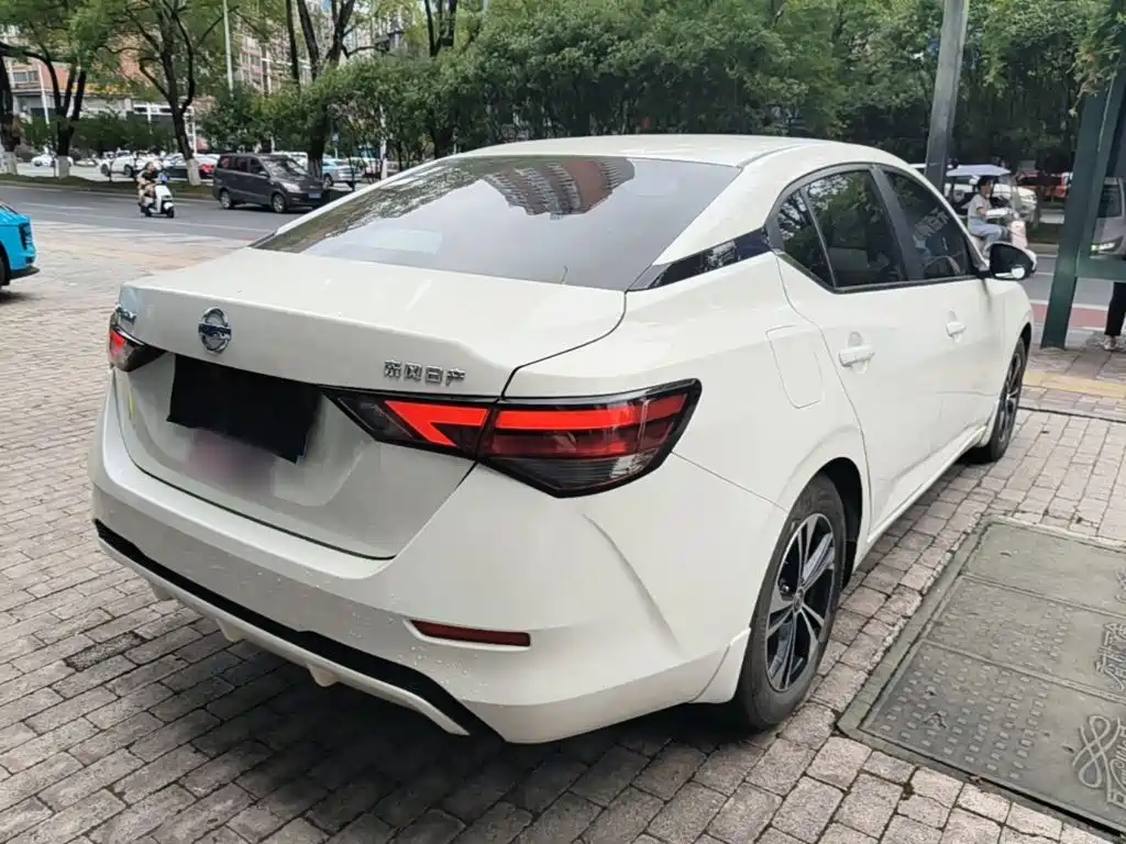 Nissan Sylphy — миниатюра 7