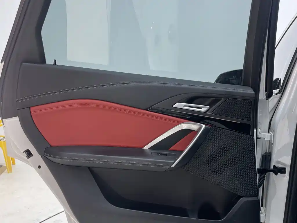 BMW X1 — миниатюра 9