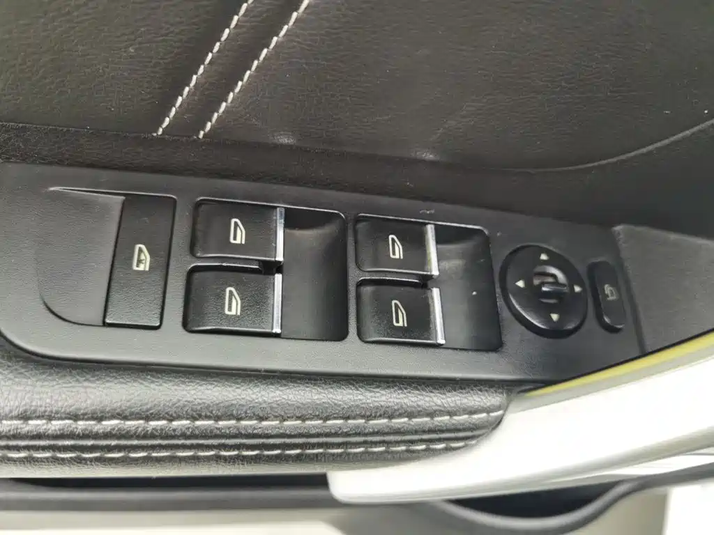 Geely Emgrand — миниатюра 9