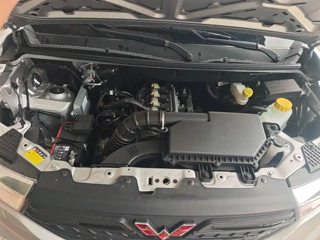Wuling Hongguang V — миниатюра 20