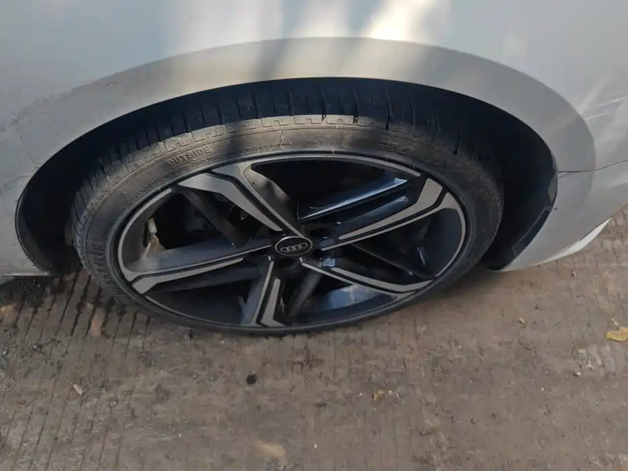 Audi A4L — миниатюра 6