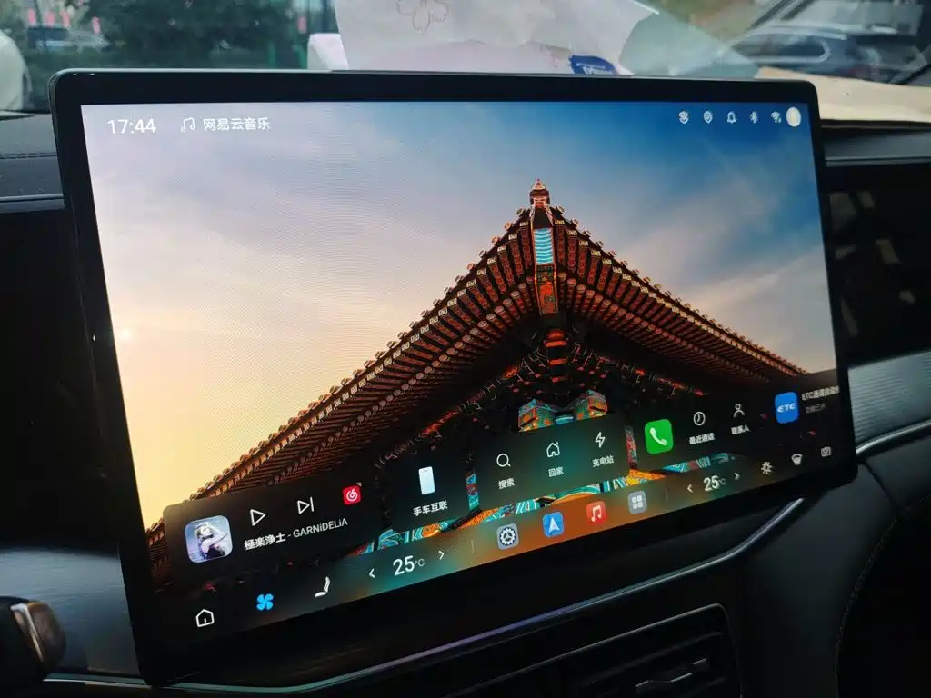 BYD L DM-i — миниатюра 20