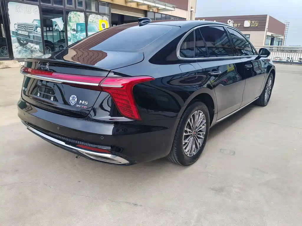 Hongqi Hongqi H5 — миниатюра 9