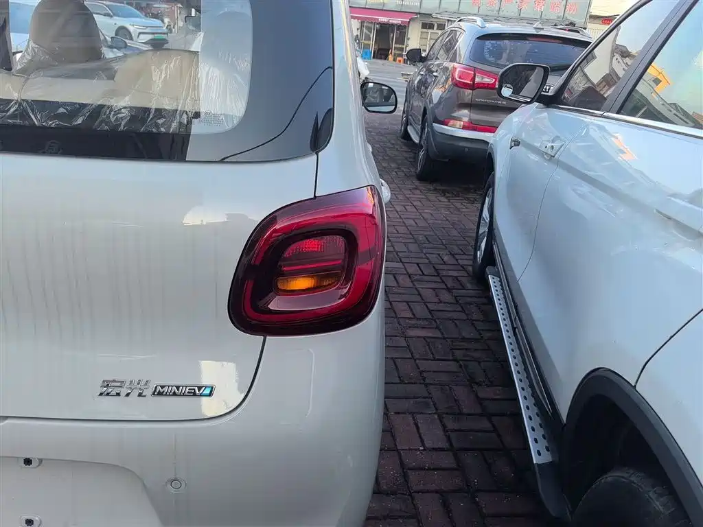 Wuling Mini EV MINIEV 2025