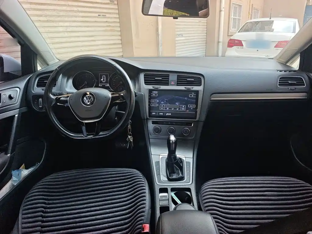 Volkswagen Golf — миниатюра 5