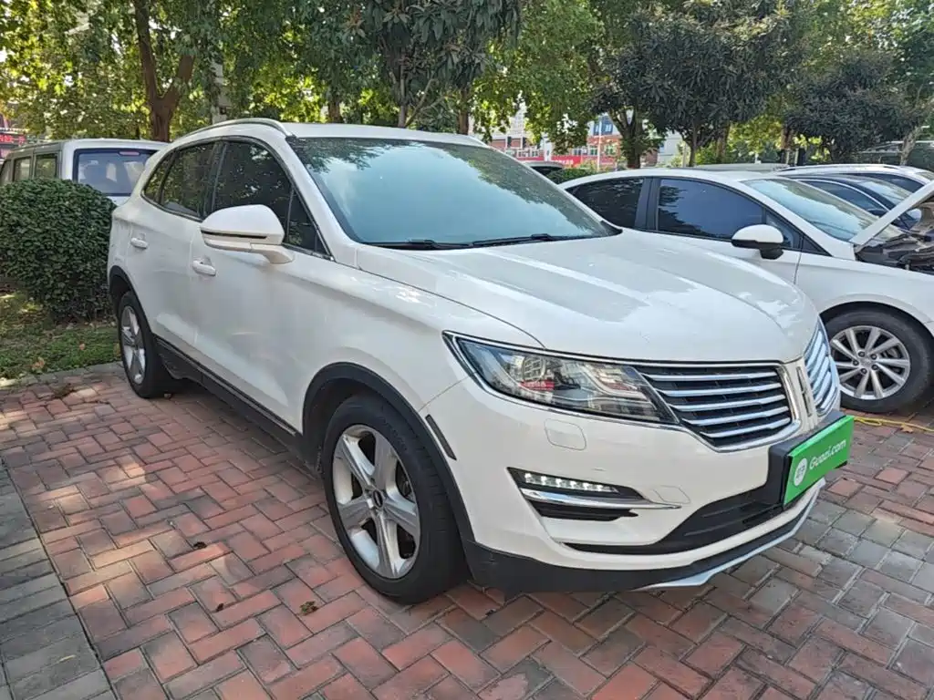 Lincoln MKC — миниатюра 4