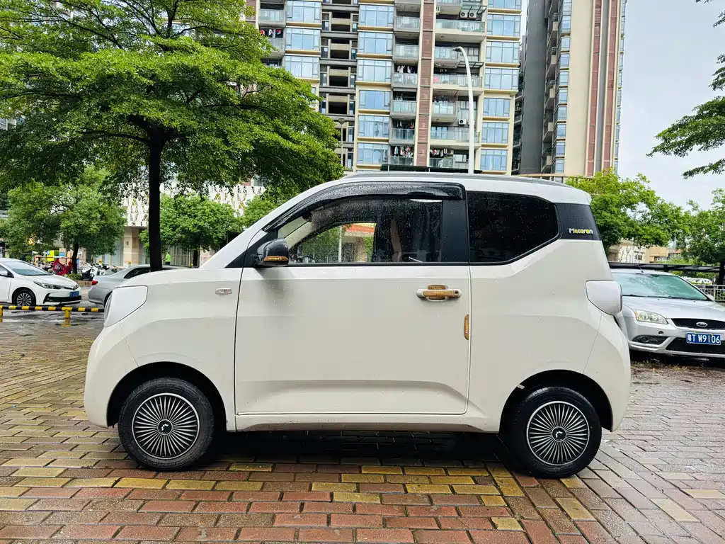 Wuling MINIEV — миниатюра 2