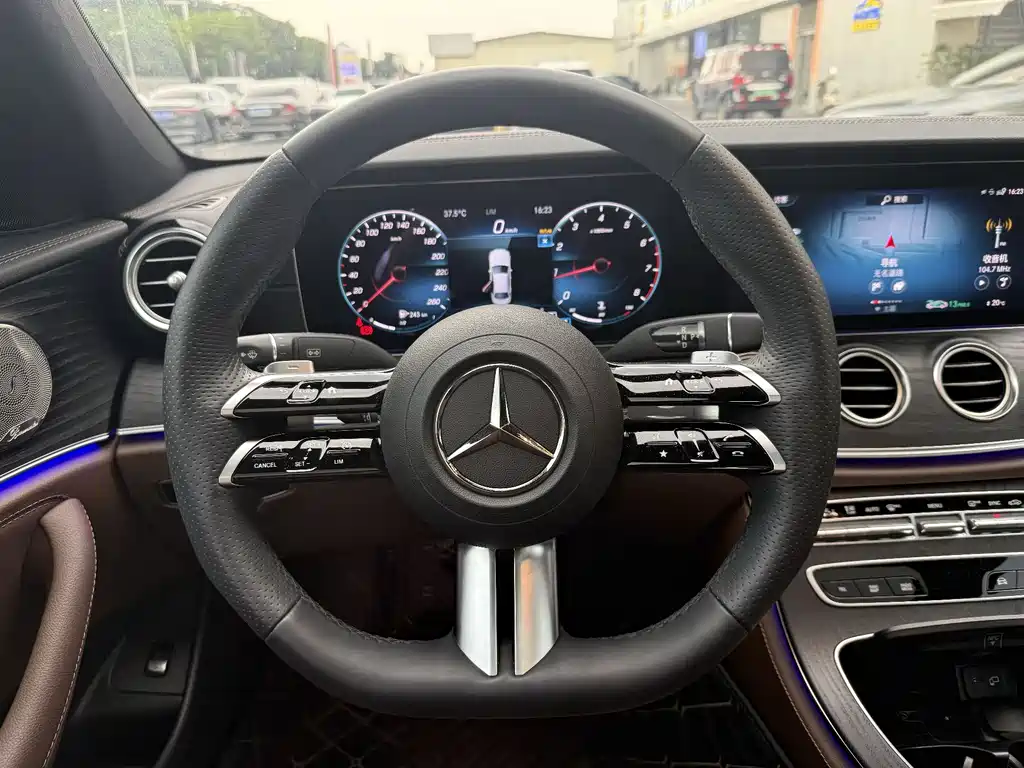 Mercedes-Benz E-Class E 2023 E 300 L Sport Luxury