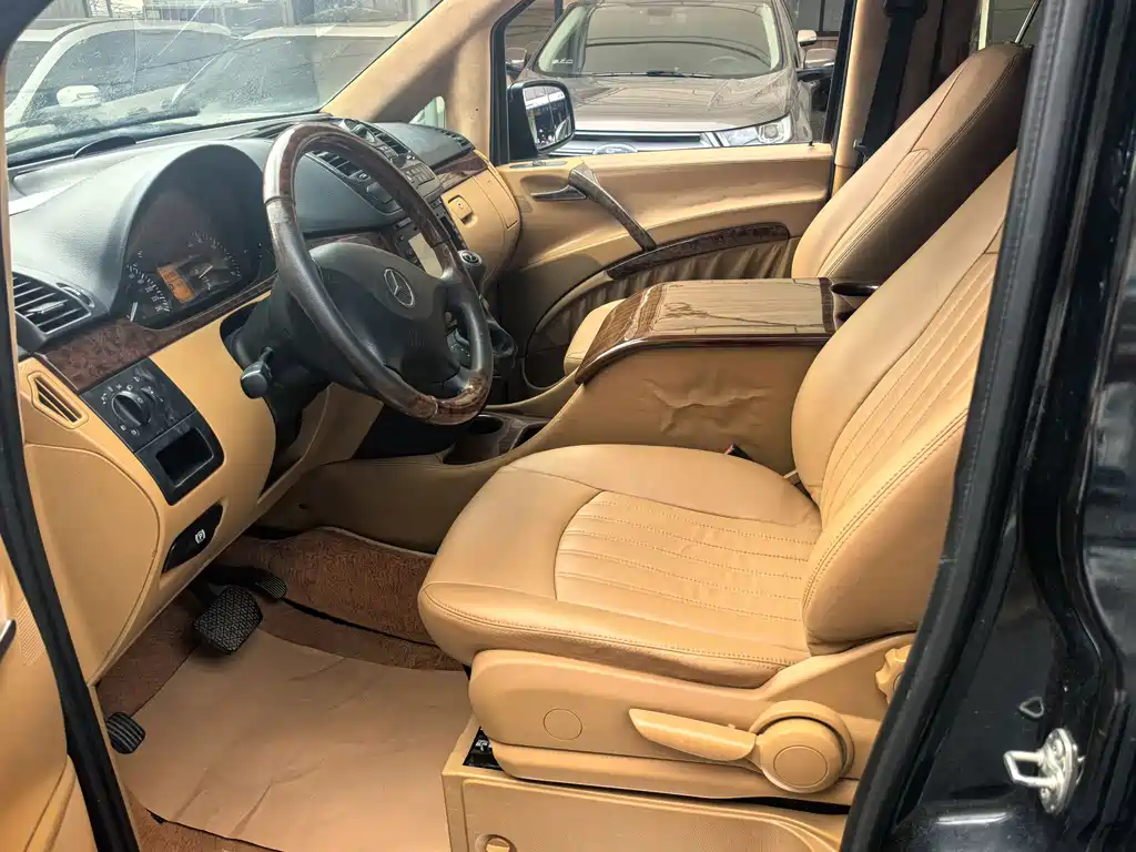 Mercedes-Benz Vito — миниатюра 9