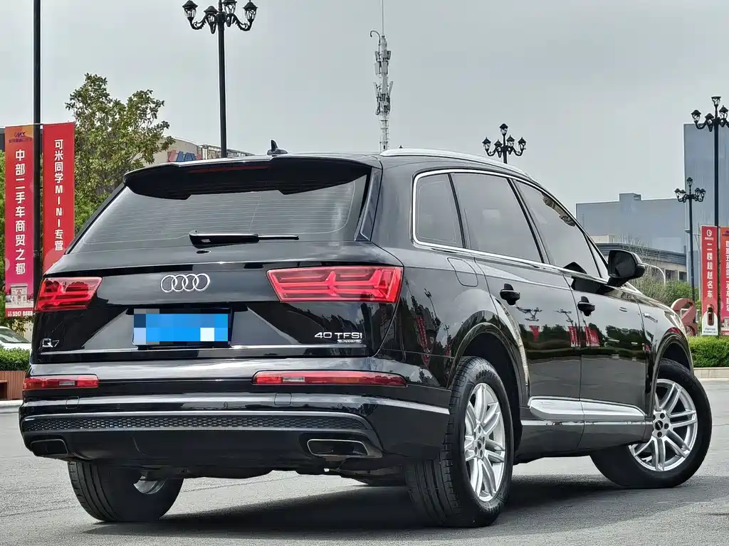 Audi Q7 — миниатюра 20