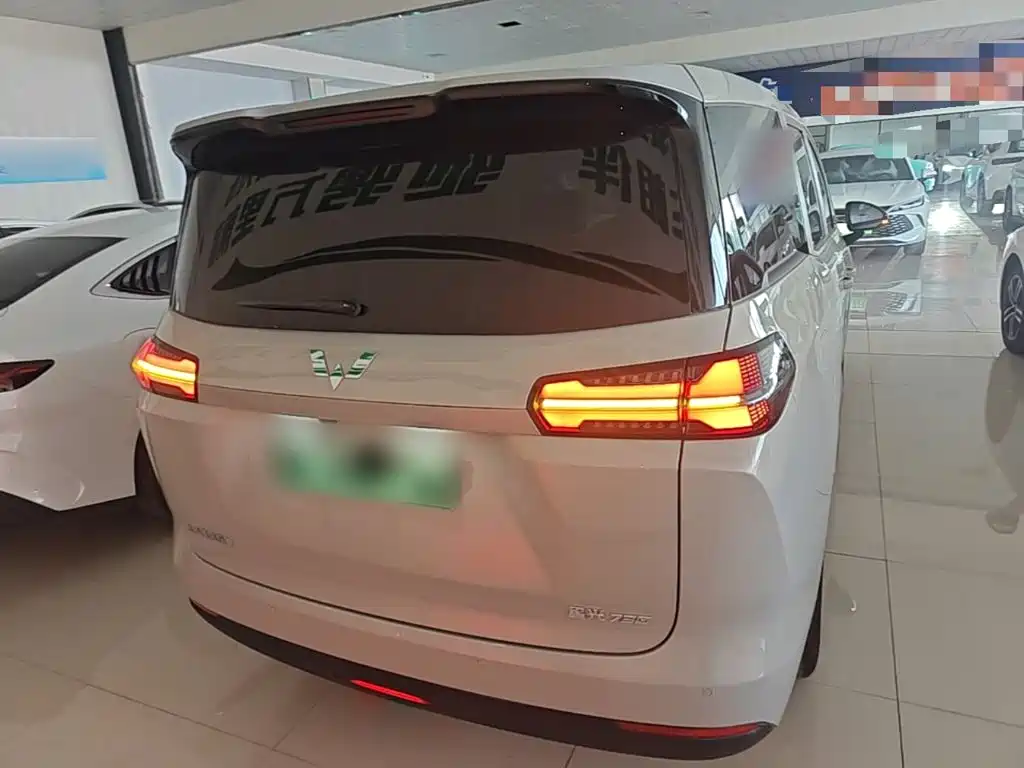 Wuling Xingguang 730 New Energy — миниатюра 6