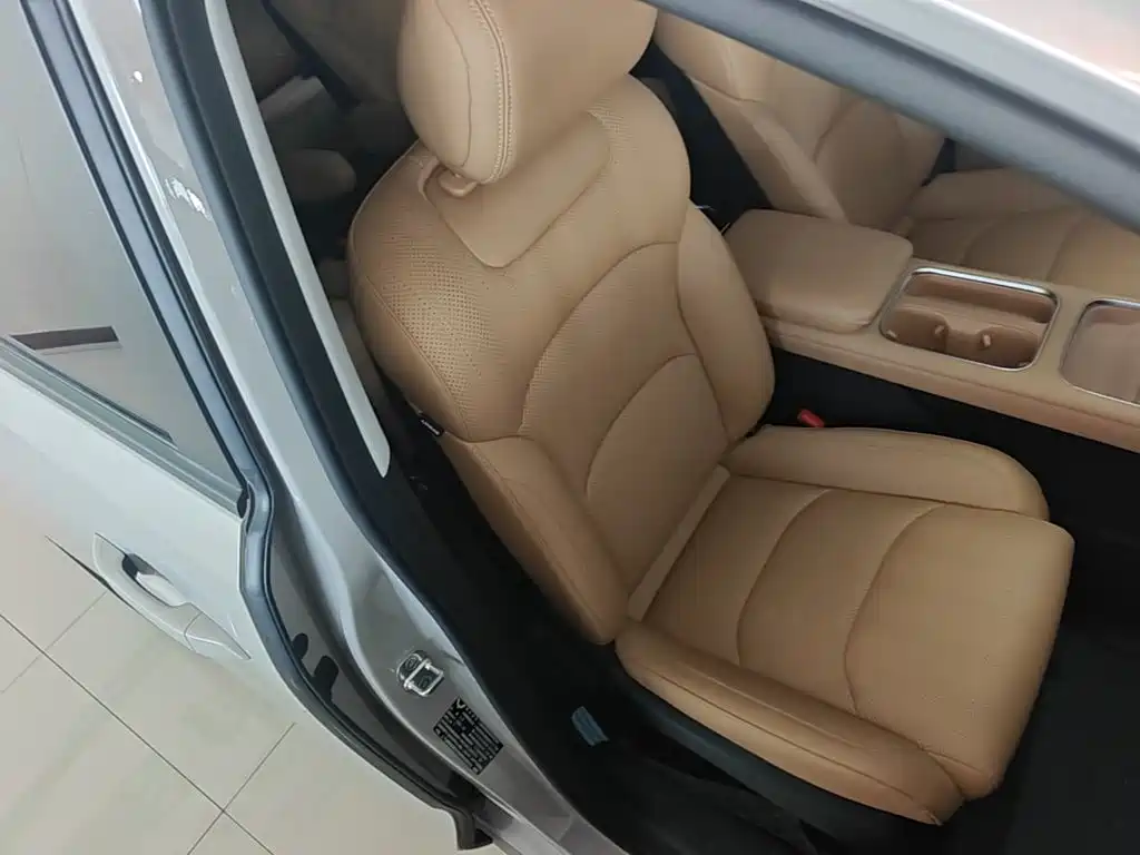 Wuling Xingguang 730 New Energy — миниатюра 25