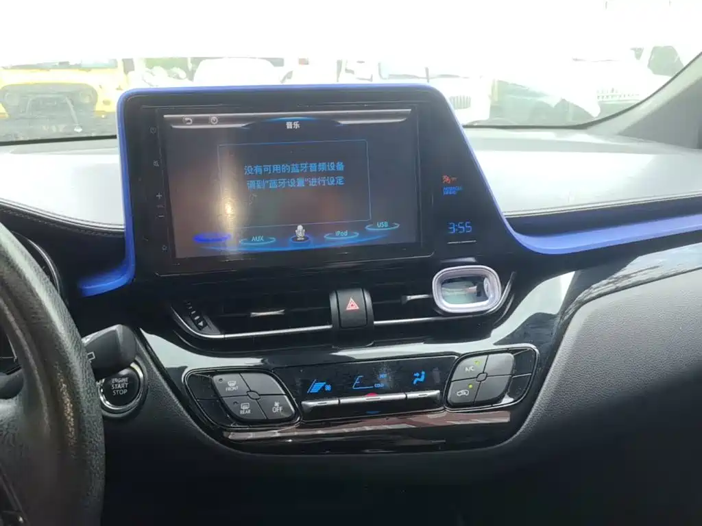 Toyota C-HR — миниатюра 13