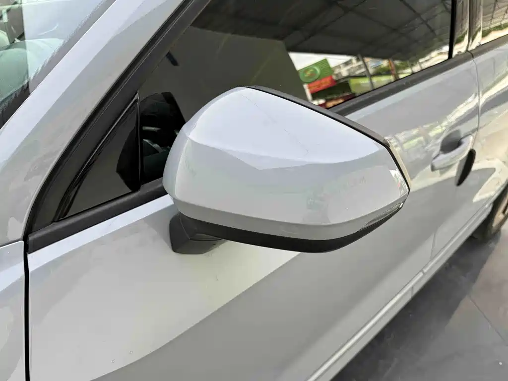 Audi Q2L — миниатюра 38