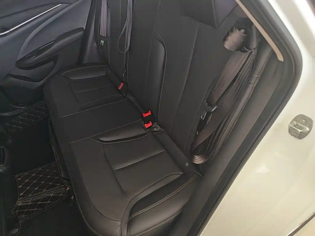 Buick Excelle — миниатюра 17