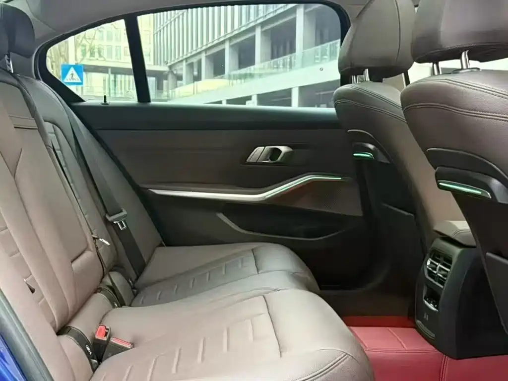 BMW 3 Series — миниатюра 6
