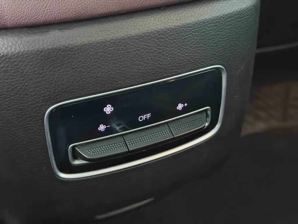 GAC Motor Trumpchi M6 — миниатюра 21