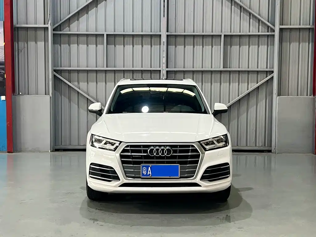 Audi Q5L — миниатюра 2